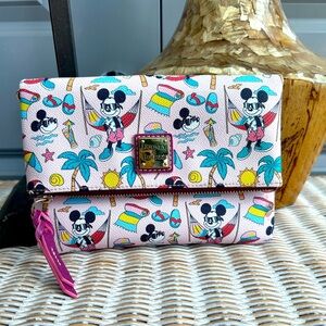 Dooney & Bourke Disney Mickey Mouse Summer crossbody bag